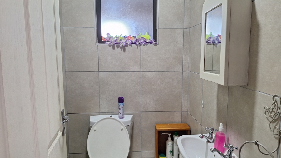 3 Bedroom Property for Sale in Berea Eastern Cape